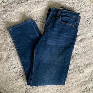 Levi’s Wedgie Straight Cropped Jean